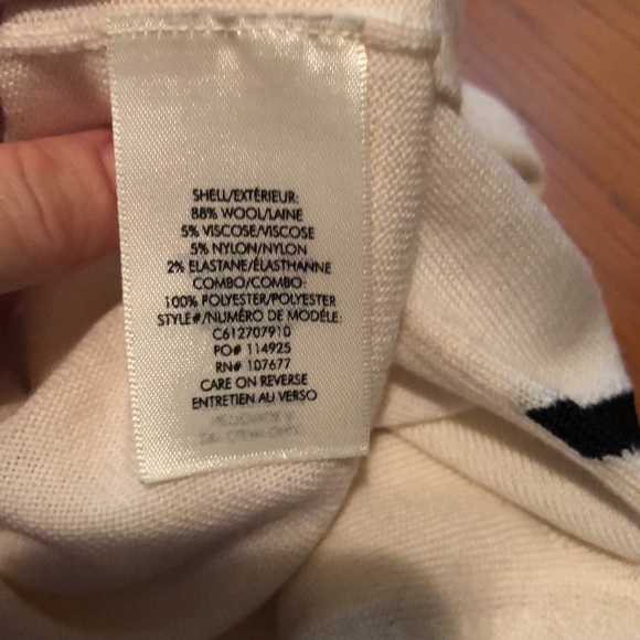 Alice + Olivia Cream Sweater with Graphic Design - Picture 11 of 12